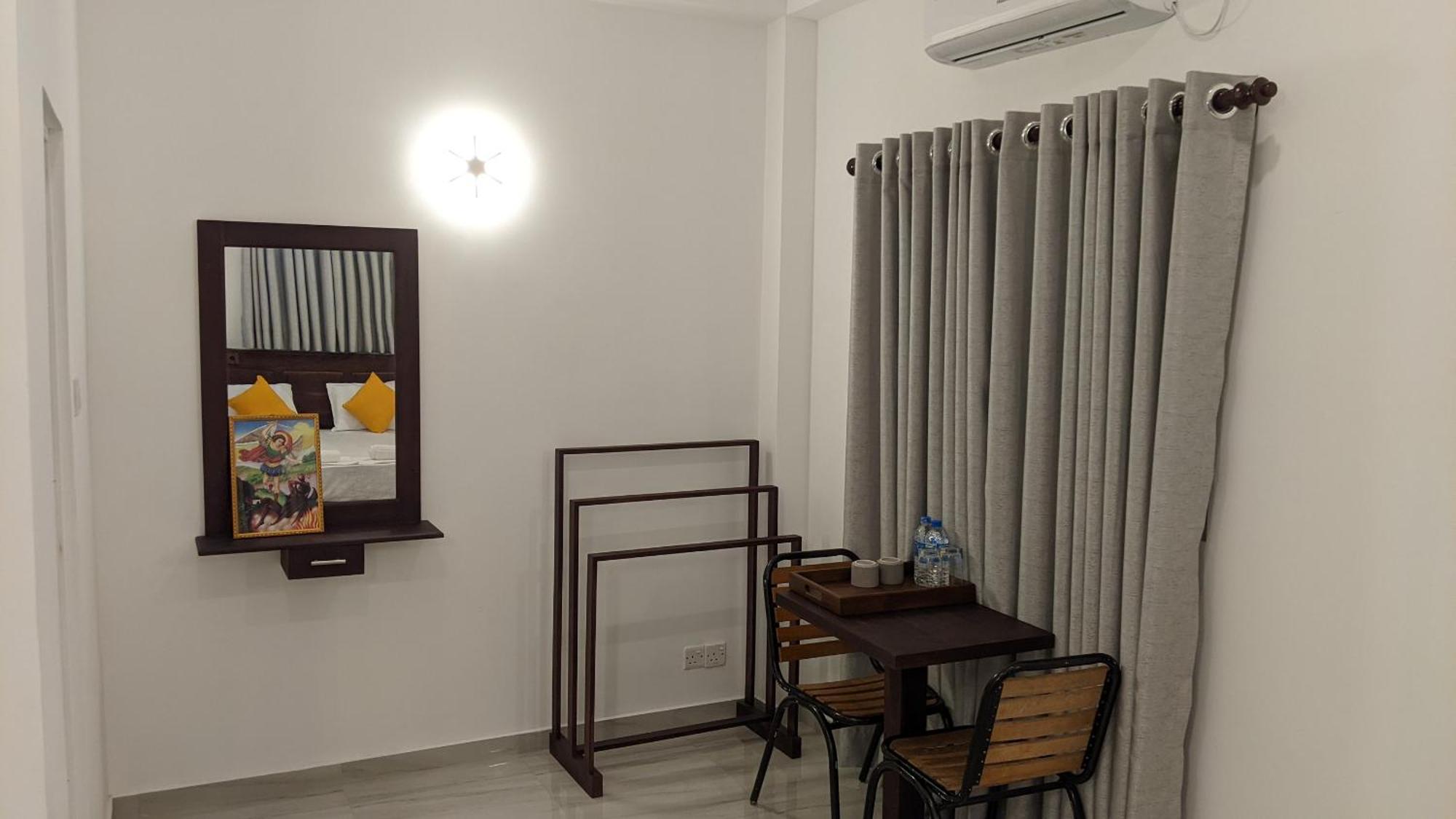Marian Villa Katunayake Exterior photo